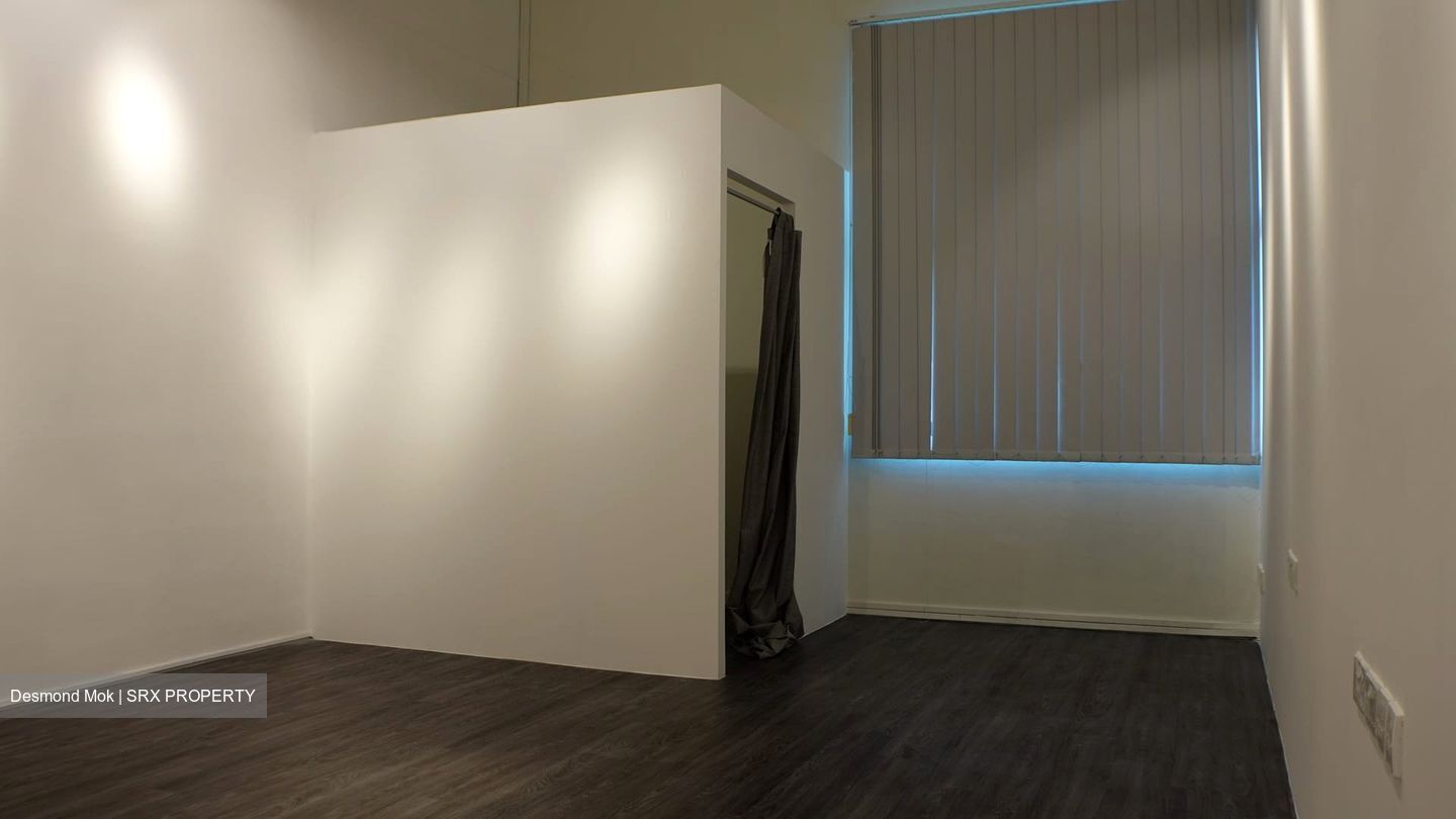 Focus One (D14), Office #481124661